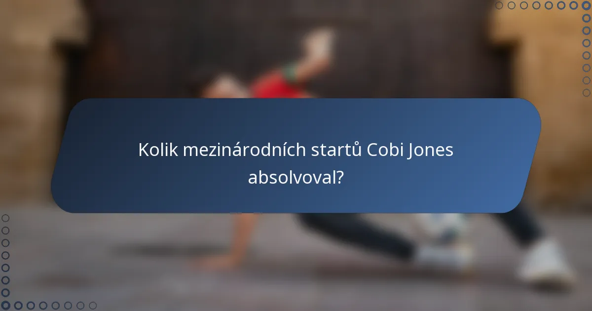 Kolik mezinárodních startů Cobi Jones absolvoval?